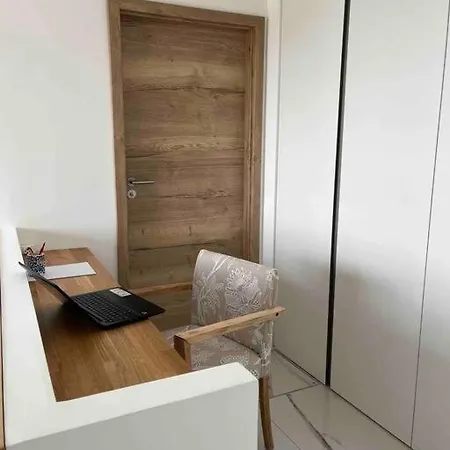 2 Pieces De 60m2