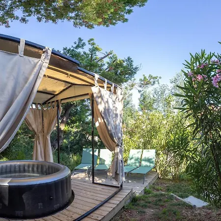 2 Pieces De 60m2 Διαμέρισμα