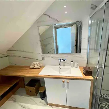 2 Pieces De 60m2 Mandelieu